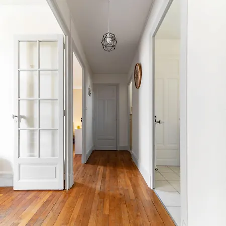 Le Desbrest - Calme Et Lumineux En Centre