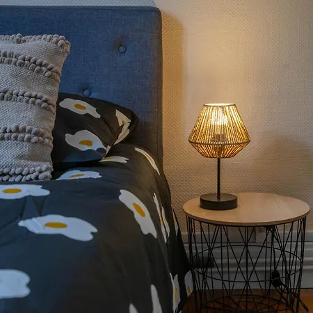 Le Desbrest - Calme Et Lumineux En Centre