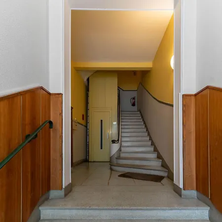 Le Desbrest - Calme Et Lumineux En Centre Apartament *