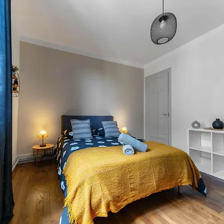 Le Desbrest - Calme Et Lumineux En Centre *