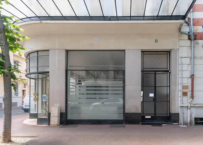 Apartment Le Desbrest - Calme Et Lumineux En Centre Vichy