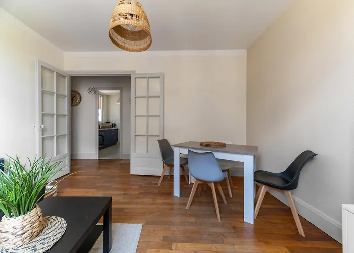 Apartment Le Desbrest - Calme Et Lumineux En Centre