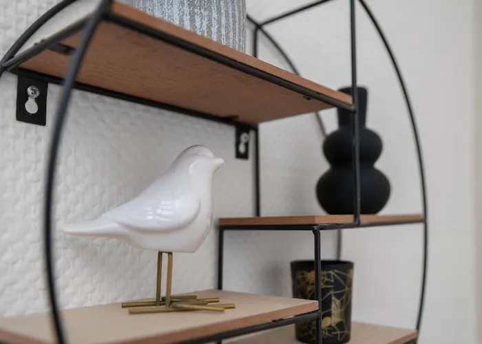 Le Desbrest - Calme Et Lumineux En Centre *