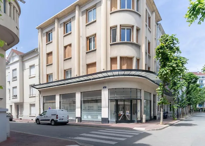 Le Desbrest - Calme Et Lumineux En Centre Apartment Vichy