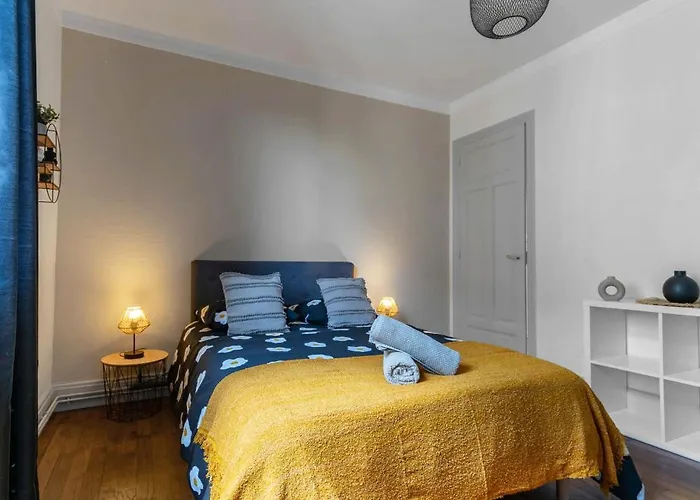 Le Desbrest - Calme Et Lumineux En Centre *